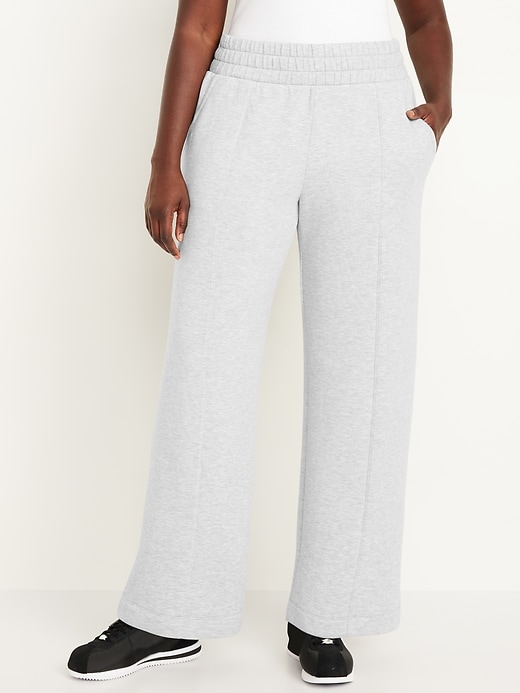 Image number 4 showing, High-Waisted Bounce Fleece Wide-Leg Pants