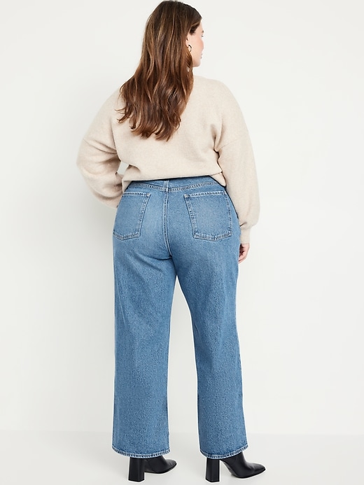 Image number 7 showing, Curvy Extra High-Waisted Sky-Hi Wide-Leg Jeans