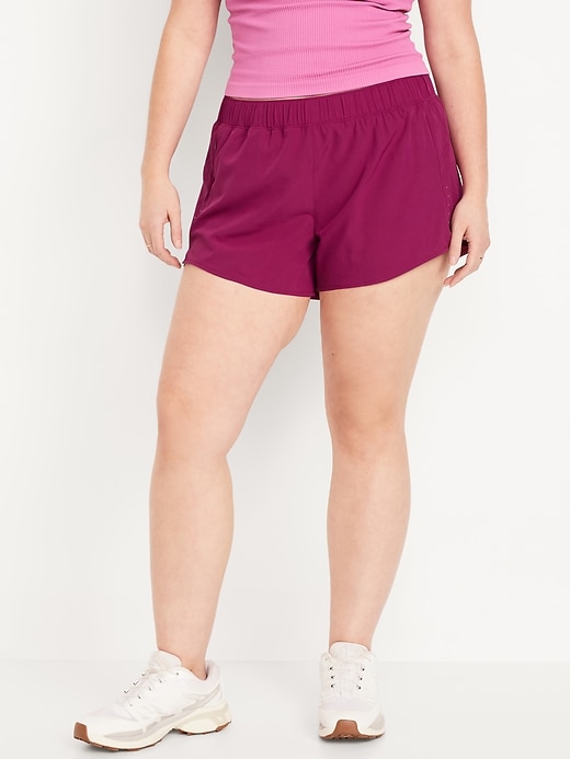 Image number 4 showing, Mid-Rise StretchTech Run Shorts -- 3-inch inseam