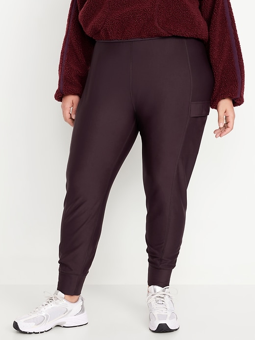 Image number 6 showing, Extra High-Waisted PowerSoft Coze Edition Fleece-Lined 7/8 Cargo Joggers