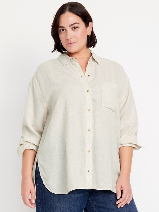 Image number 6 showing, Loose Button-Down Linen-Blend Shirt