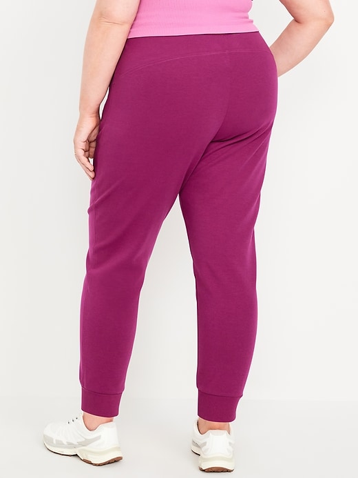 Image number 7 showing, High-Waisted Dynamic Fleece Joggers