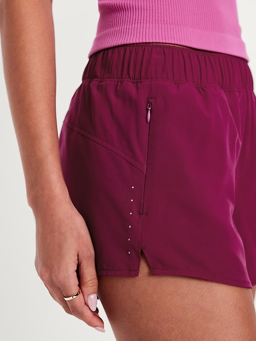 Image number 3 showing, Mid-Rise StretchTech Run Shorts -- 3-inch inseam