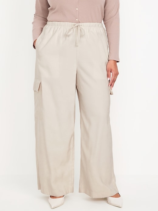 Image number 7 showing, Drapey Cargo Super Wide-Leg Pants