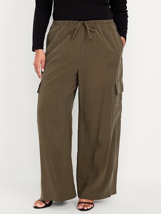 Image number 7 showing, Extra High-Waisted Drapey Cargo Super Wide-Leg Pants