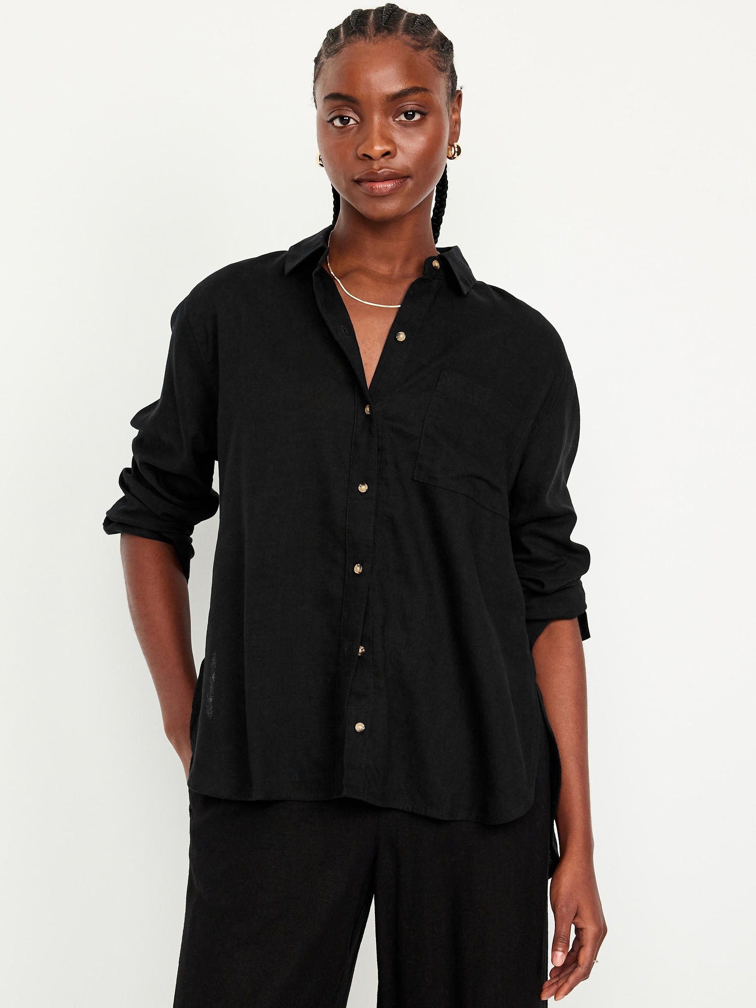 Flowy black blouse online