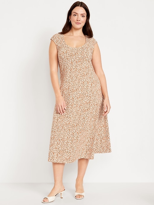 Image number 4 showing, Fit &amp; Flare Midi Dress