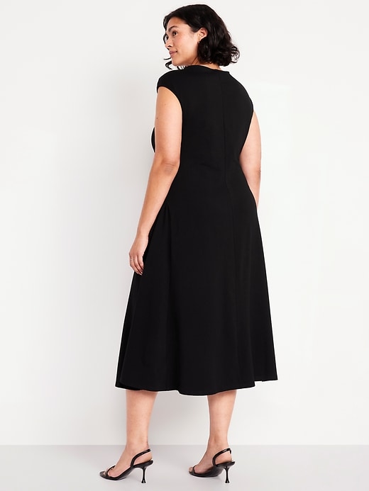 Image number 7 showing, Fit &amp; Flare Midi Dress