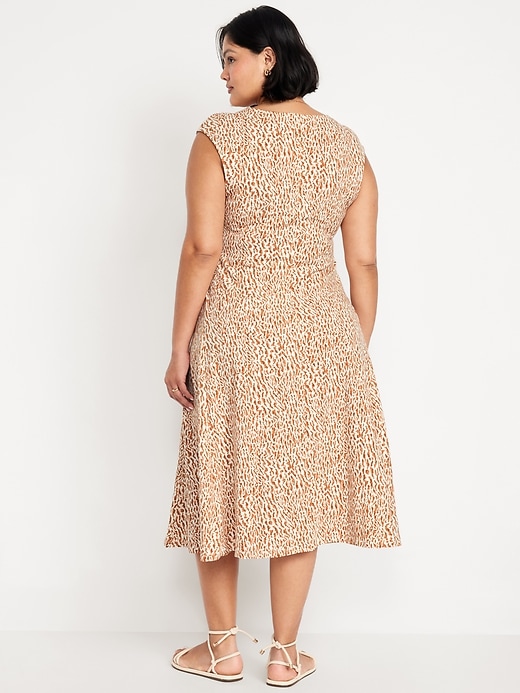 Image number 7 showing, Fit &amp; Flare Midi Dress