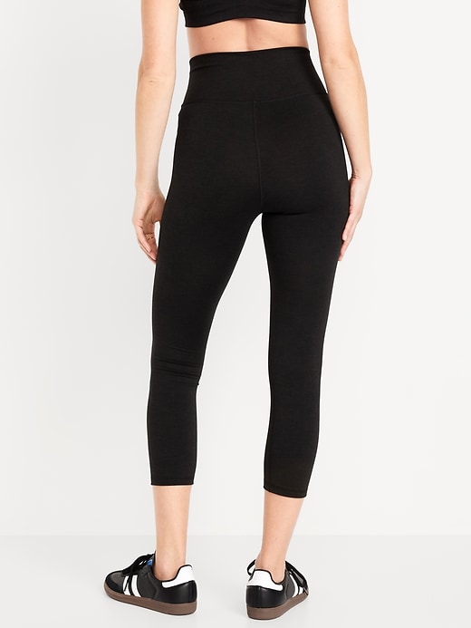 Image number 8 showing, Extra High-Waisted CloudComfy Crop Leggings