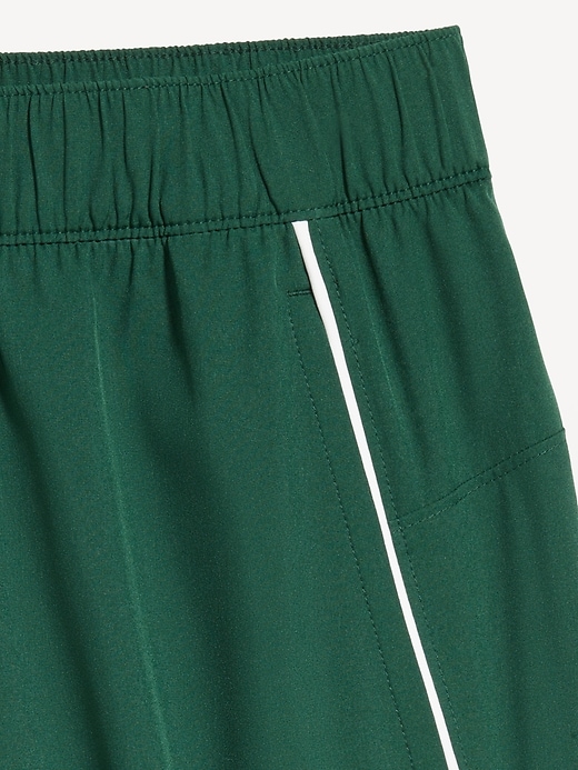 Image number 3 showing, Essential Woven Workout Shorts -- 7-inch inseam