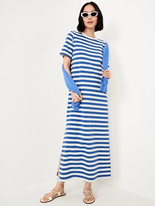 Image number 3 showing, Vintage Crew-Neck Maxi T-Shirt Dress