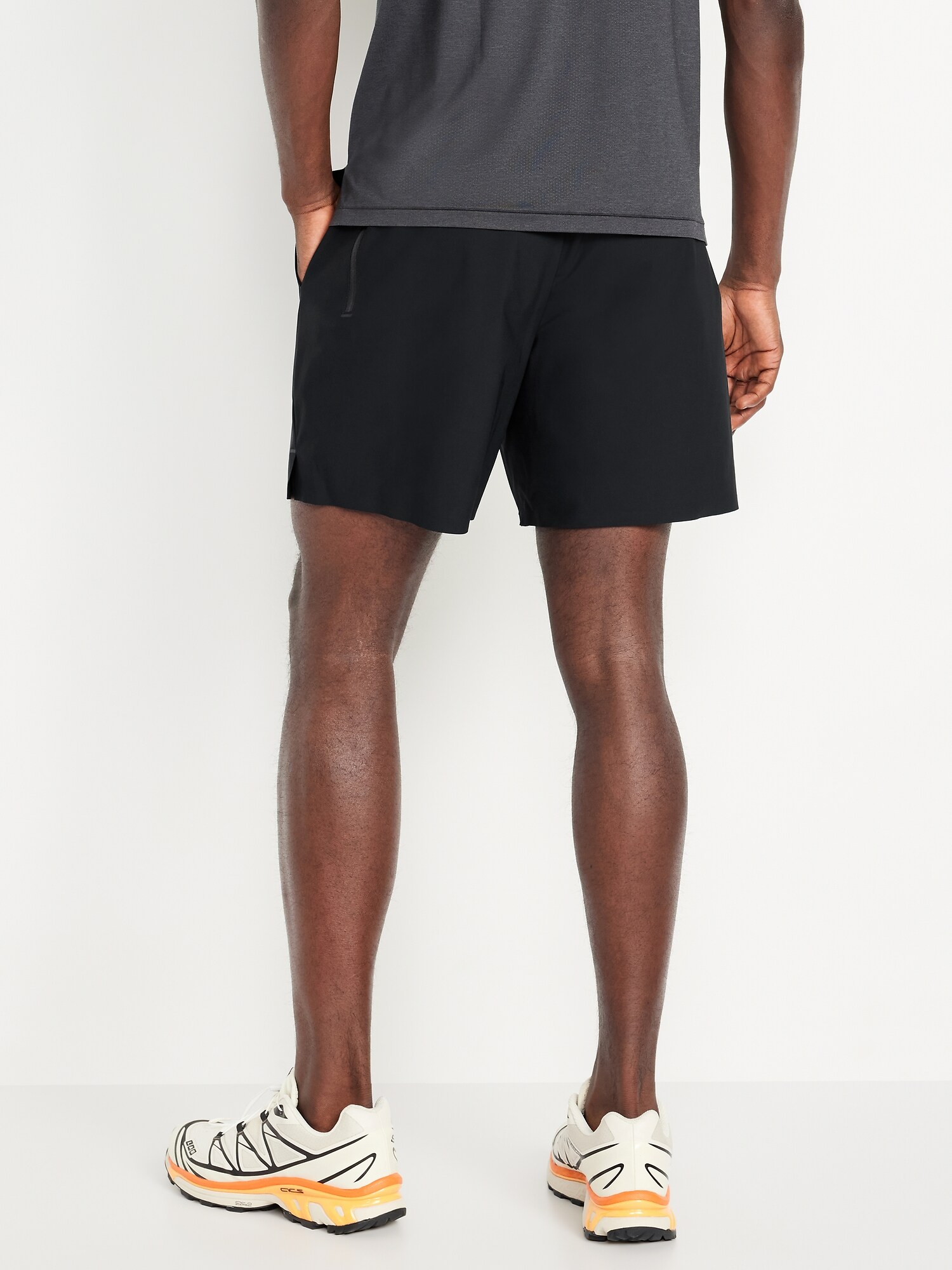 Мужские шорты Old Navy ProTrain Shorts -- 7-inch inseam, цвет: Чёрный, вариант 1 — фото 2