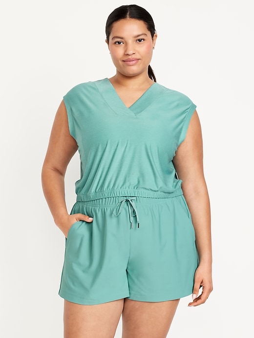 Image number 7 showing, CloudMotion V-Neck Tank