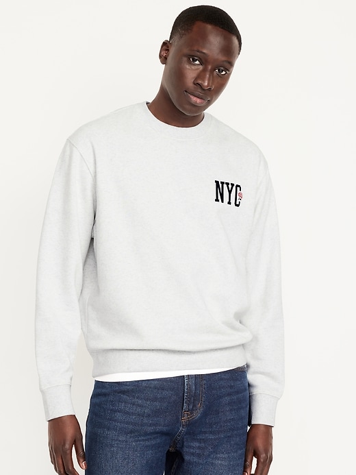 Image number 1 showing, Loose Graphic Rotation Crew-Neck Sweatshirt
