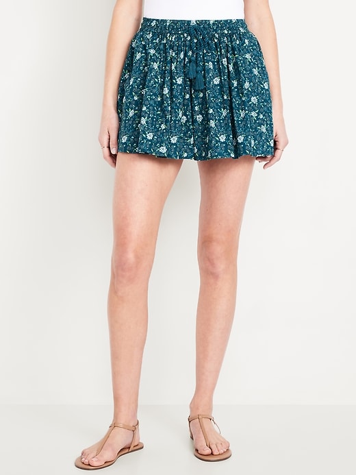 Image number 2 showing, High-Waisted Volume Flounce Shorts -- 2.5-inch inseam