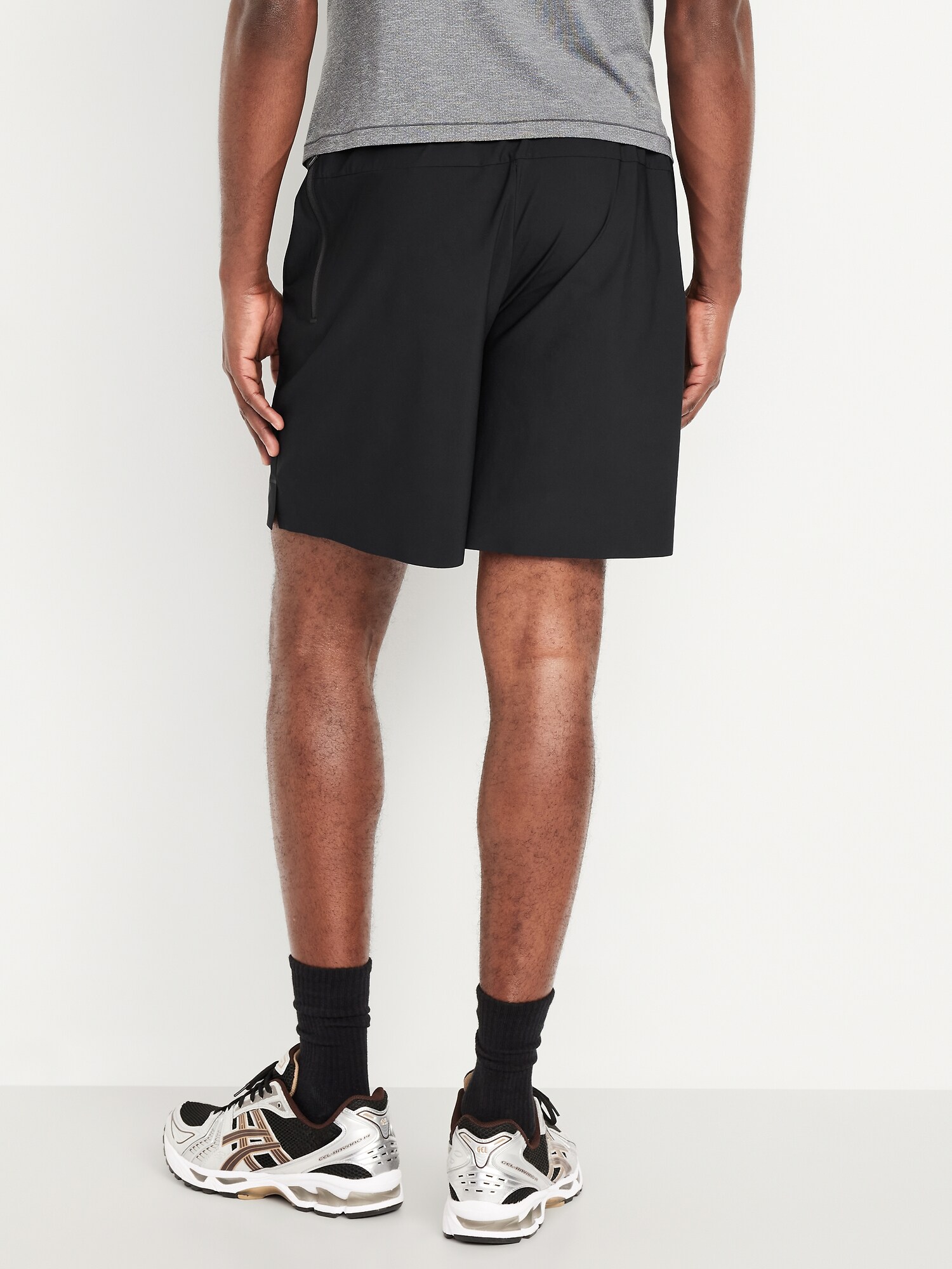 Мужские шорты Old Navy ProTrain Lined Shorts -- 7-inch inseam, цвет: Чёрный — фото 2