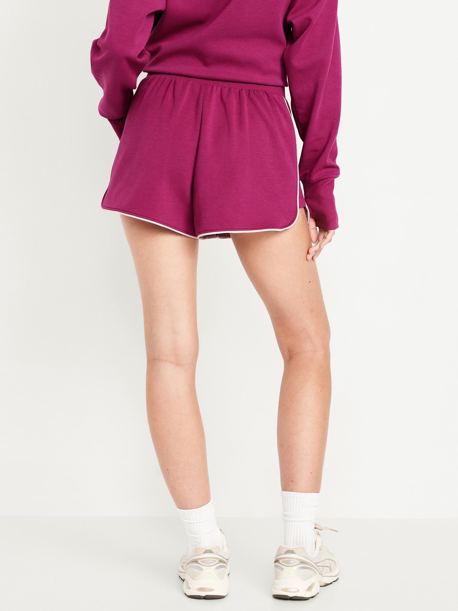 Extra High-Waisted Dynamic Fleece Sweat Shorts