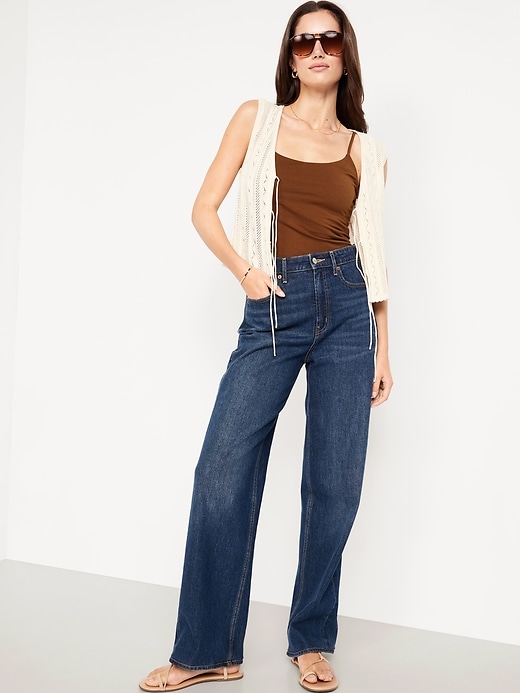 Image number 3 showing, Fitted Double-Layer Cropped Cami Top
