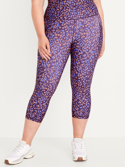 Image number 7 showing, High-Waisted PowerSoft Crop Pocket Leggings