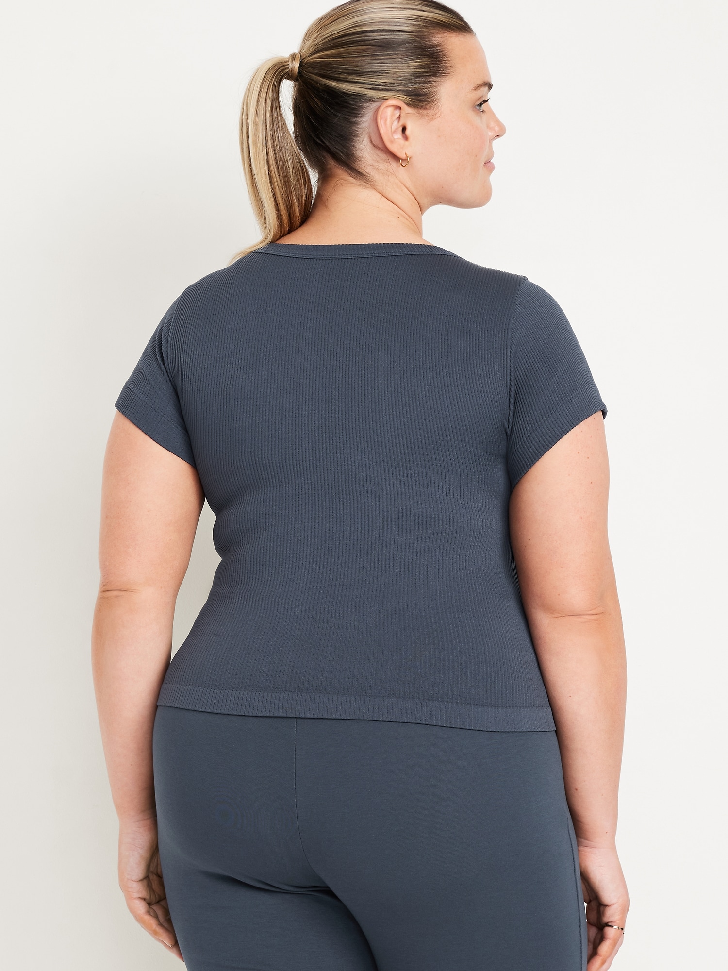 Exhale Seamless Cropped Rib T-Shirt