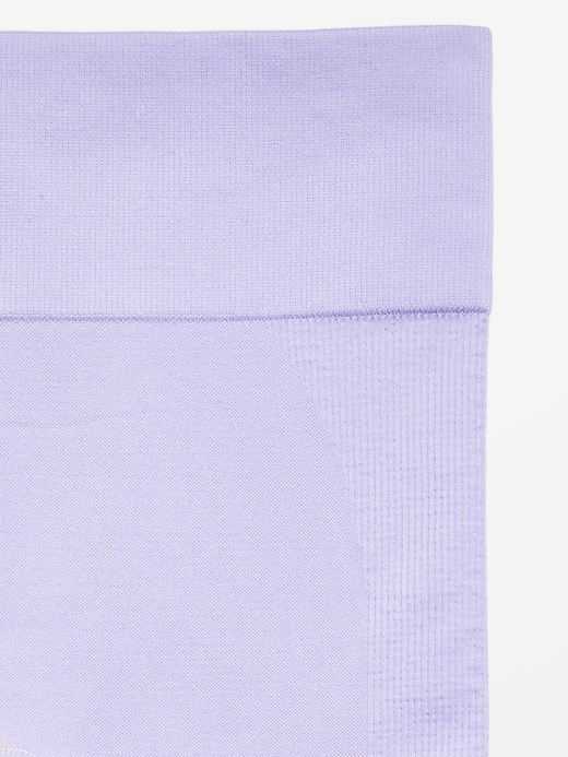 Image number 5 showing, Fitted High-Waisted 7/8-Length Seamless Performance Leggings for Girls