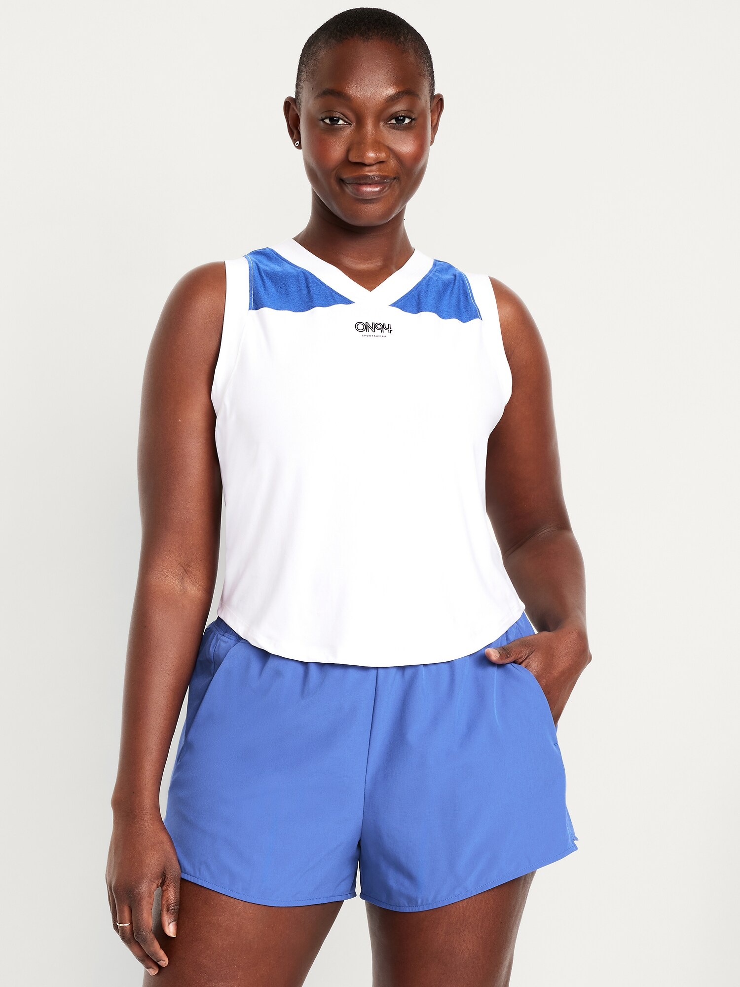 Женский топ Old Navy CloudMotion Tank Top, цвет: Белый — фото 5
