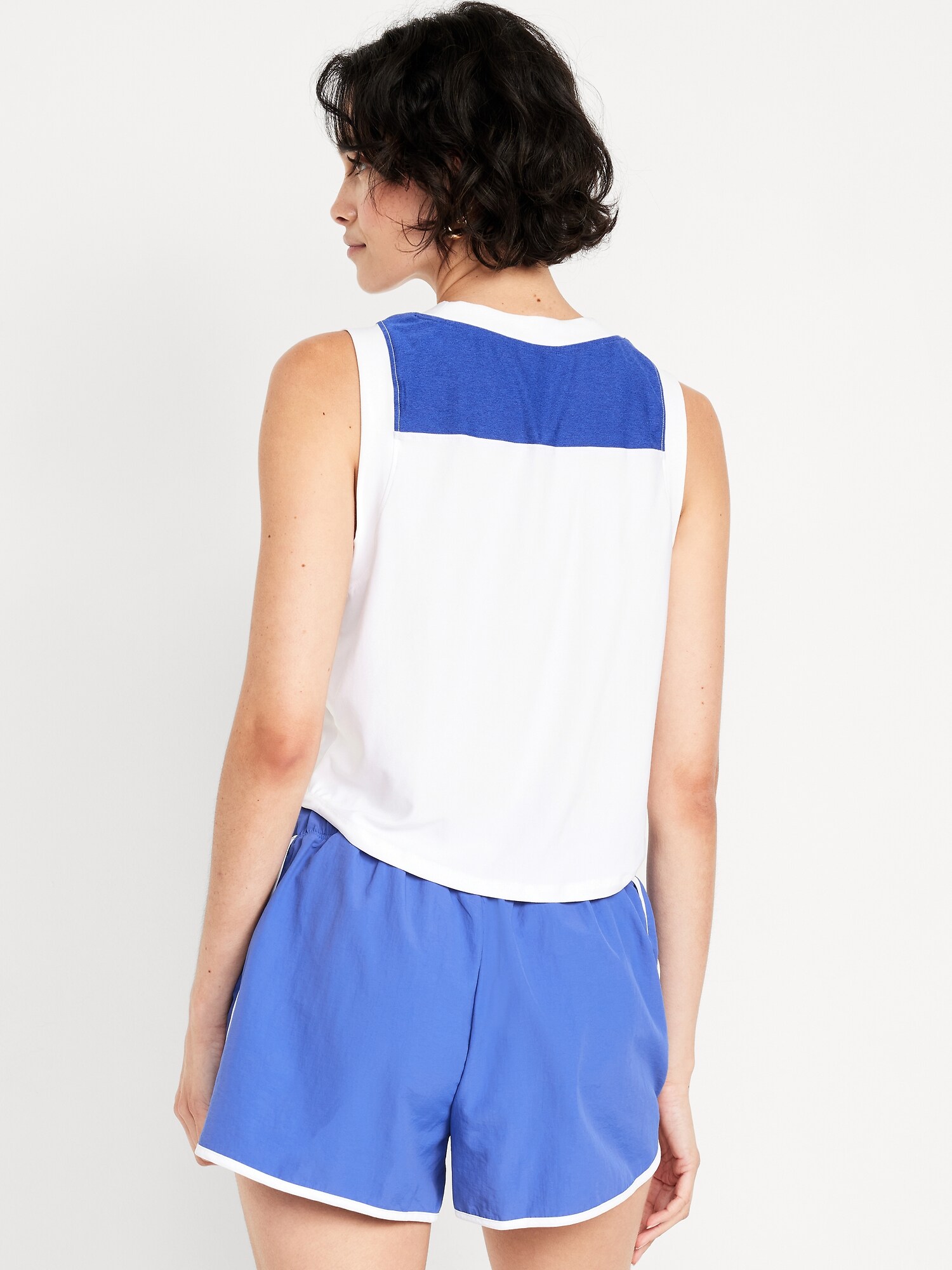 Женский топ Old Navy CloudMotion Tank Top, цвет: Белый — фото 2