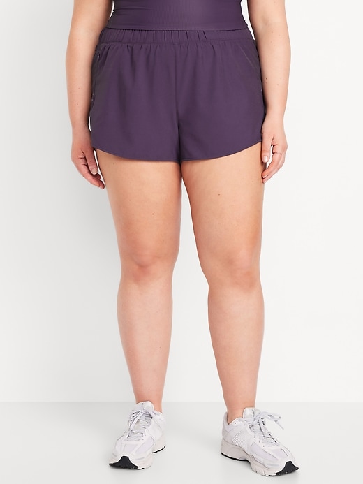 Image number 6 showing, Mid-Rise StretchTech Run Shorts -- 3-inch inseam