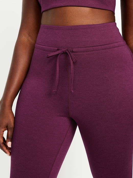 Image number 3 showing, Extra High-Waisted CloudComfy Jogger Leggings