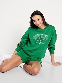Image number 3 showing, SoComfy Oversized Graphic Sweatshirt