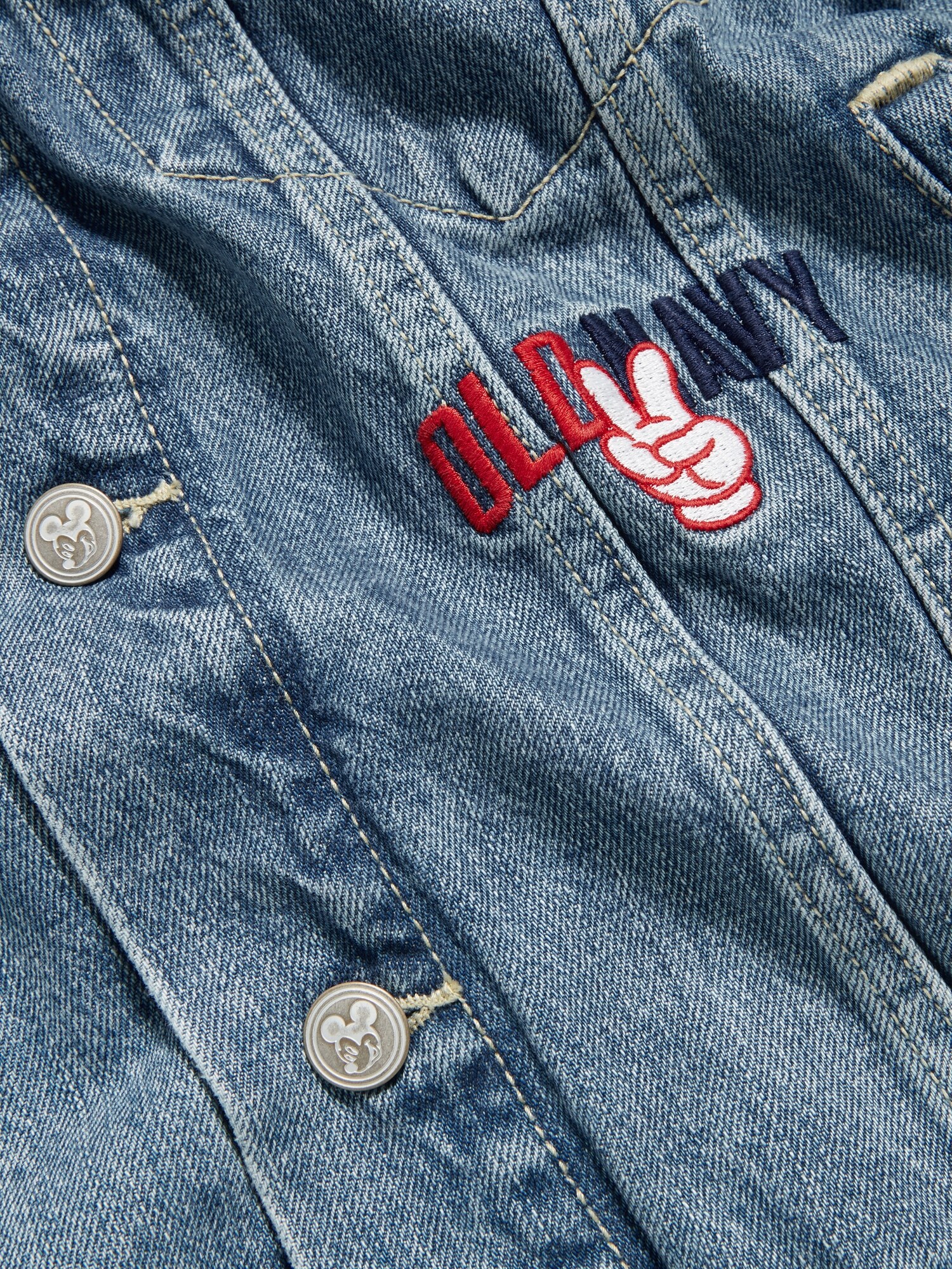 Мужская куртка Old Navy x Disney© Mickey Mouse Logo-Graphic Jean, цвет: Средняя варка — фото 5