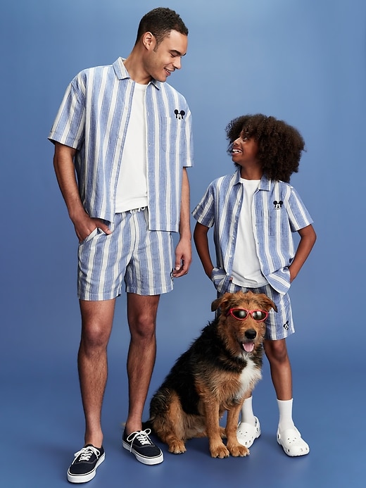 Image number 6 showing, Old Navy x Disney© Mickey Mouse Knee Length Linen-Blend Shorts for Boys