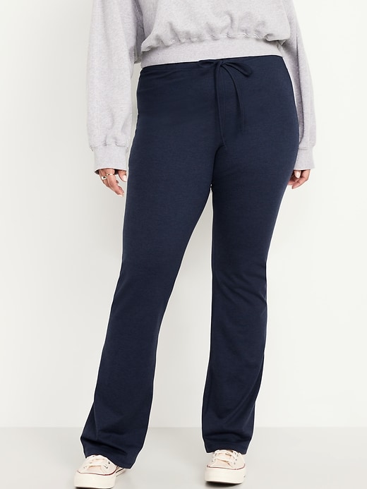 Image number 7 showing, Extra High-Waisted CloudComfy Flare Leggings