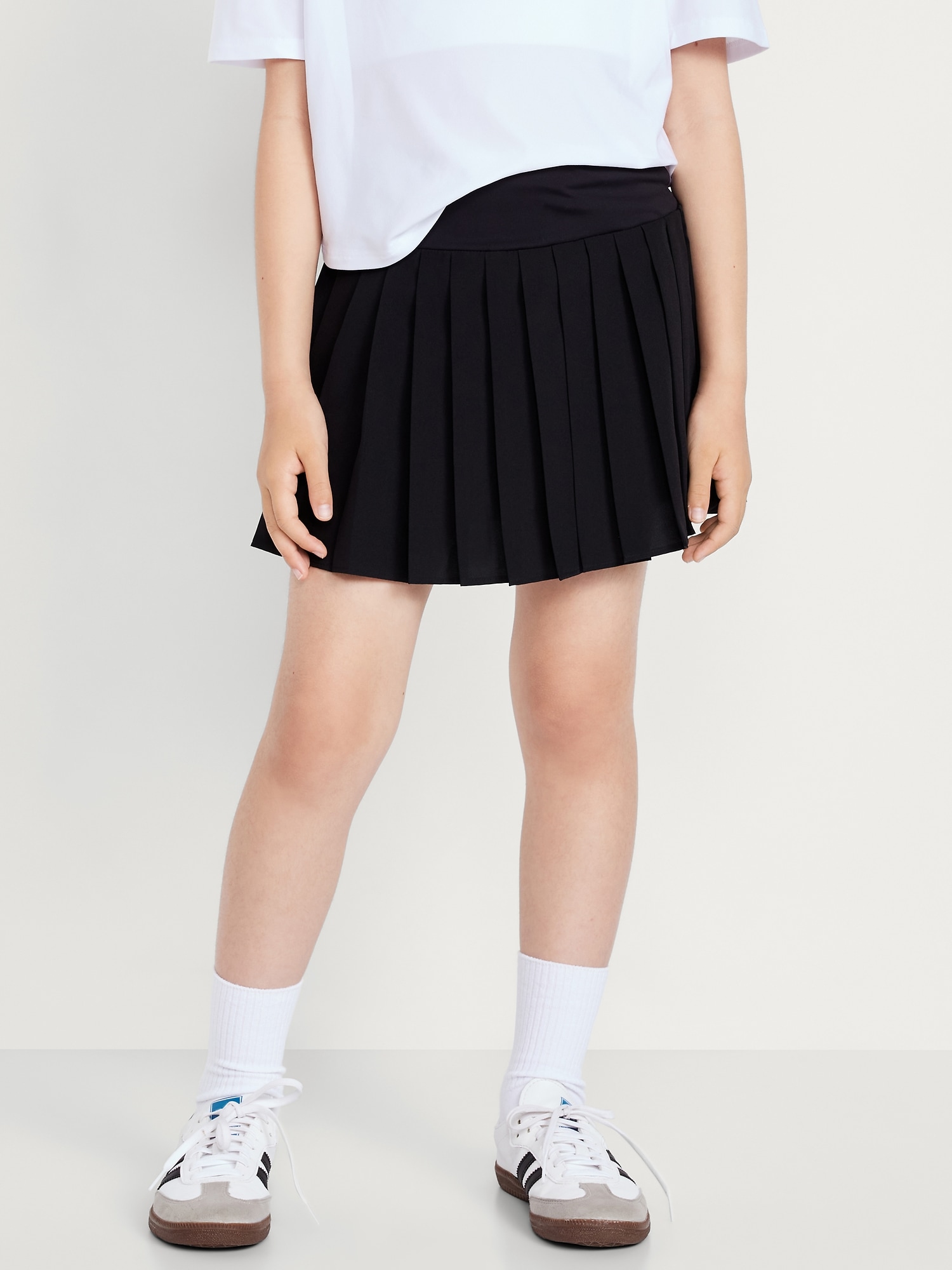 Юбка-шорты Old Navy High-Waisted Pleated Performance Skort для девочек, цвет: Чёрный