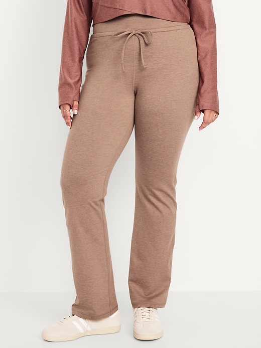 Image number 7 showing, Extra High-Waisted CloudComfy Flare Leggings
