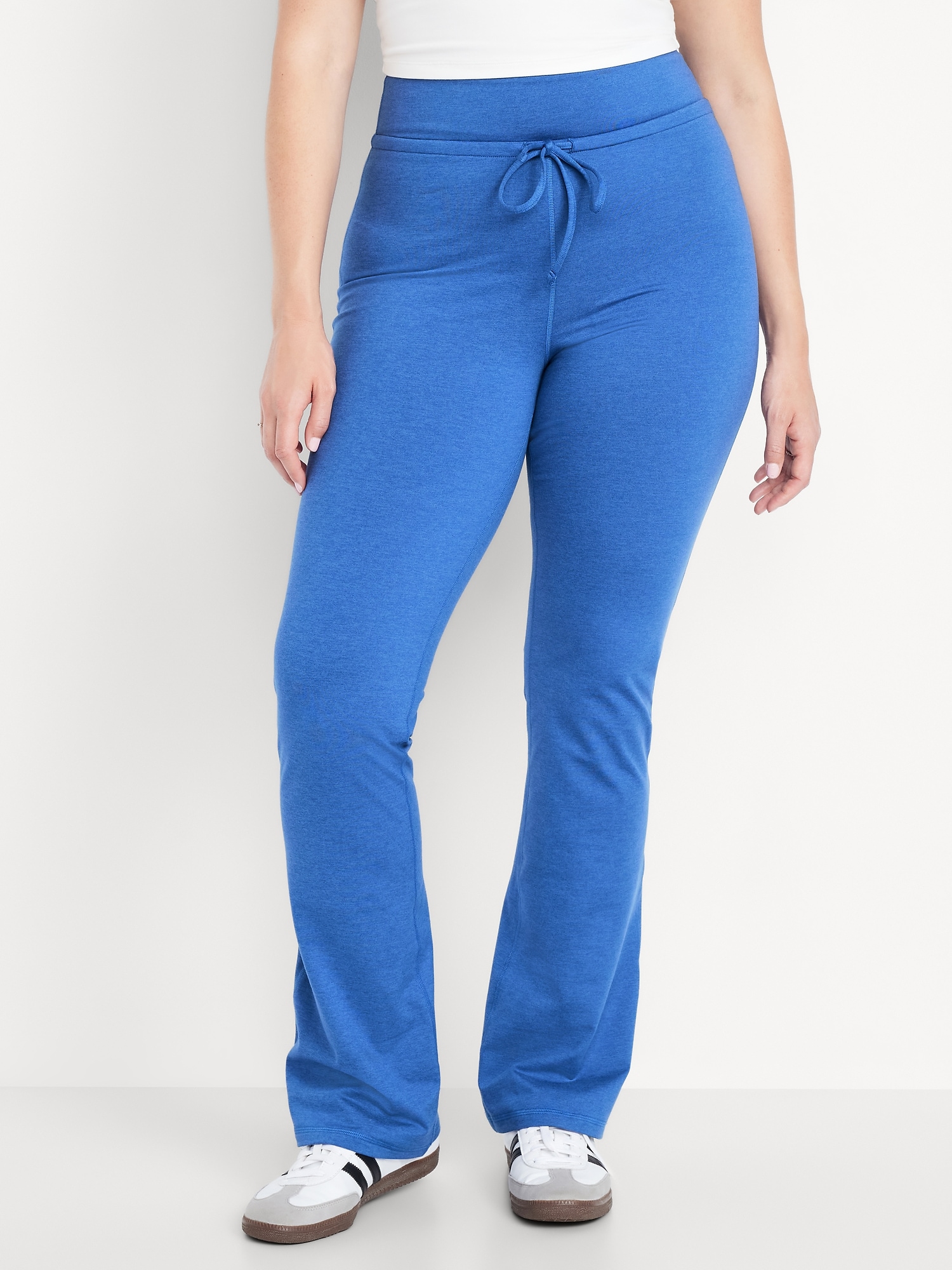Extra High-Waisted CloudComfy Flare Leggings | Old Navy