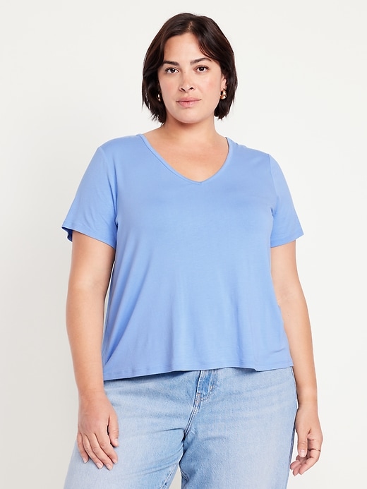 Image number 5 showing, Luxe V-Neck T-Shirt