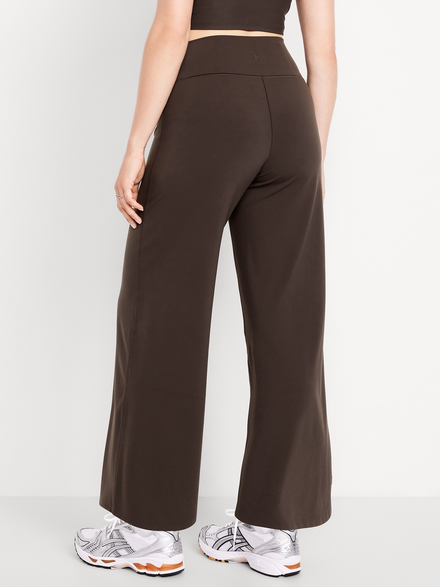 Женские брюки Old Navy High-Waisted StudioSmooth Wide-Leg, цвет: Чёрный кофейный — фото 6