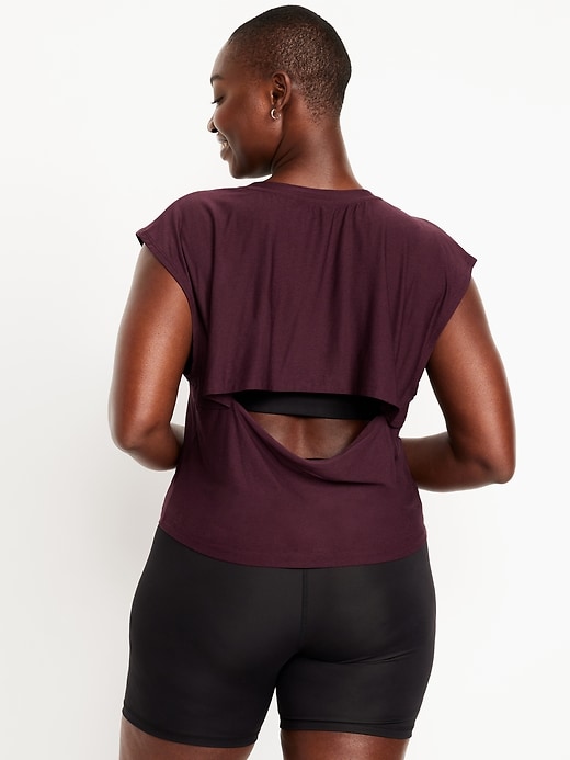 Image number 4 showing, CloudMotion Split-Back Top