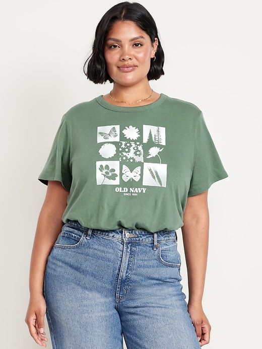 Image number 7 showing, EveryWear Crew-Neck Logo-Graphic T-Shirt