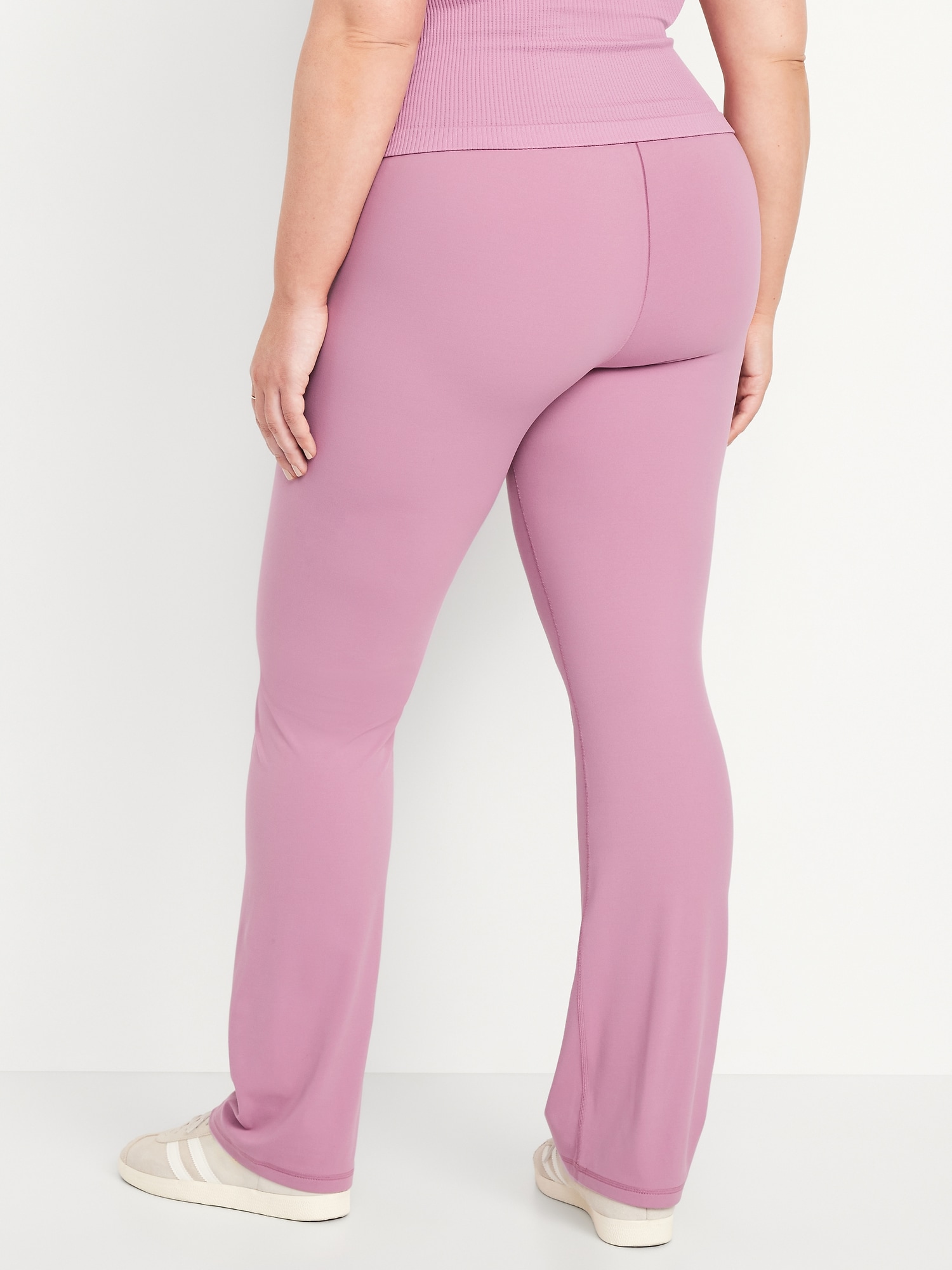High-Waisted StudioSmooth Straight Legging