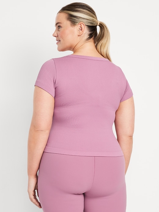 Image number 8 showing, Exhale Seamless Cropped Rib T-Shirt