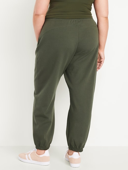 Image number 6 showing, High-Waisted Dynamic Fleece Sweatpants