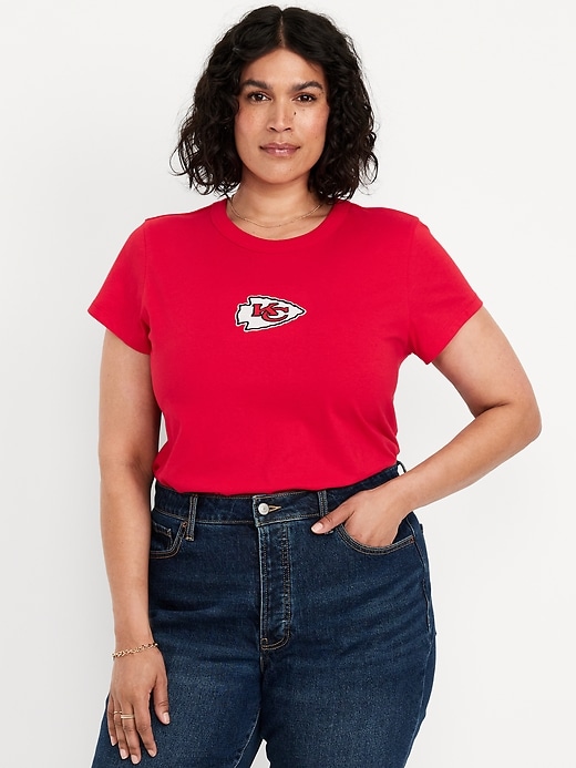 Image number 7 showing, NFL™ Kansas City Chiefs™ Snug T-Shirt