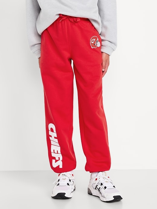Image number 1 showing, NFL™ Kansas City Chiefs™ Gender-Neutral Jogger Sweatpants for Kids