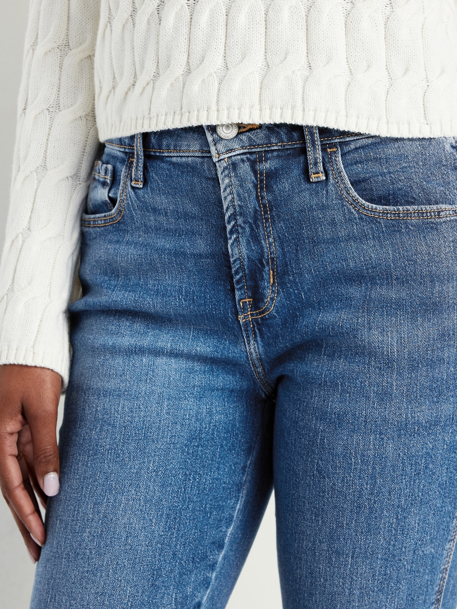 Image number 4 showing, Curvy High-Waisted Vintage Slim Jeans