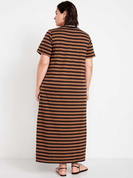 Image number 6 showing, Vintage Crew-Neck Maxi T-Shirt Dress