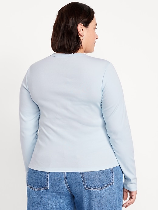 Image number 7 showing, Snug Long-Sleeve Crew-Neck T-Shirt