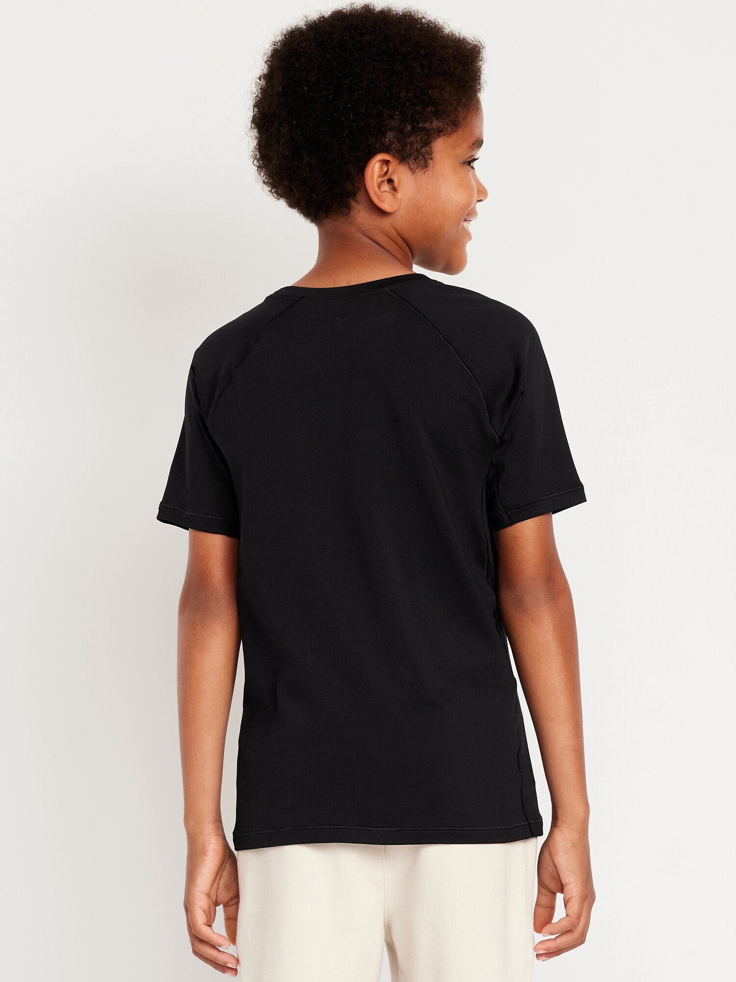 Футболка Old Navy UltraBase Short-Sleeve Performance T-Shirt для мальчиков, цвет: Blackjack — фото 2